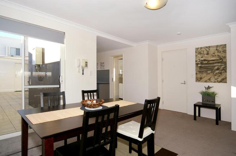 Apartment Cityview Designer 2 Story 2 Bed Perth
