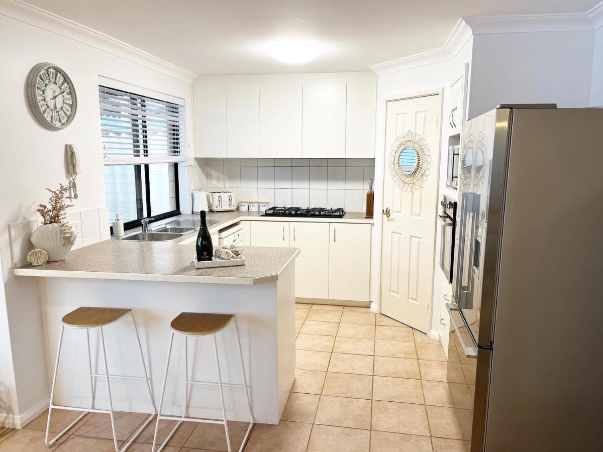 The Scarborough House - Walk To The Beach! Apartment Perth