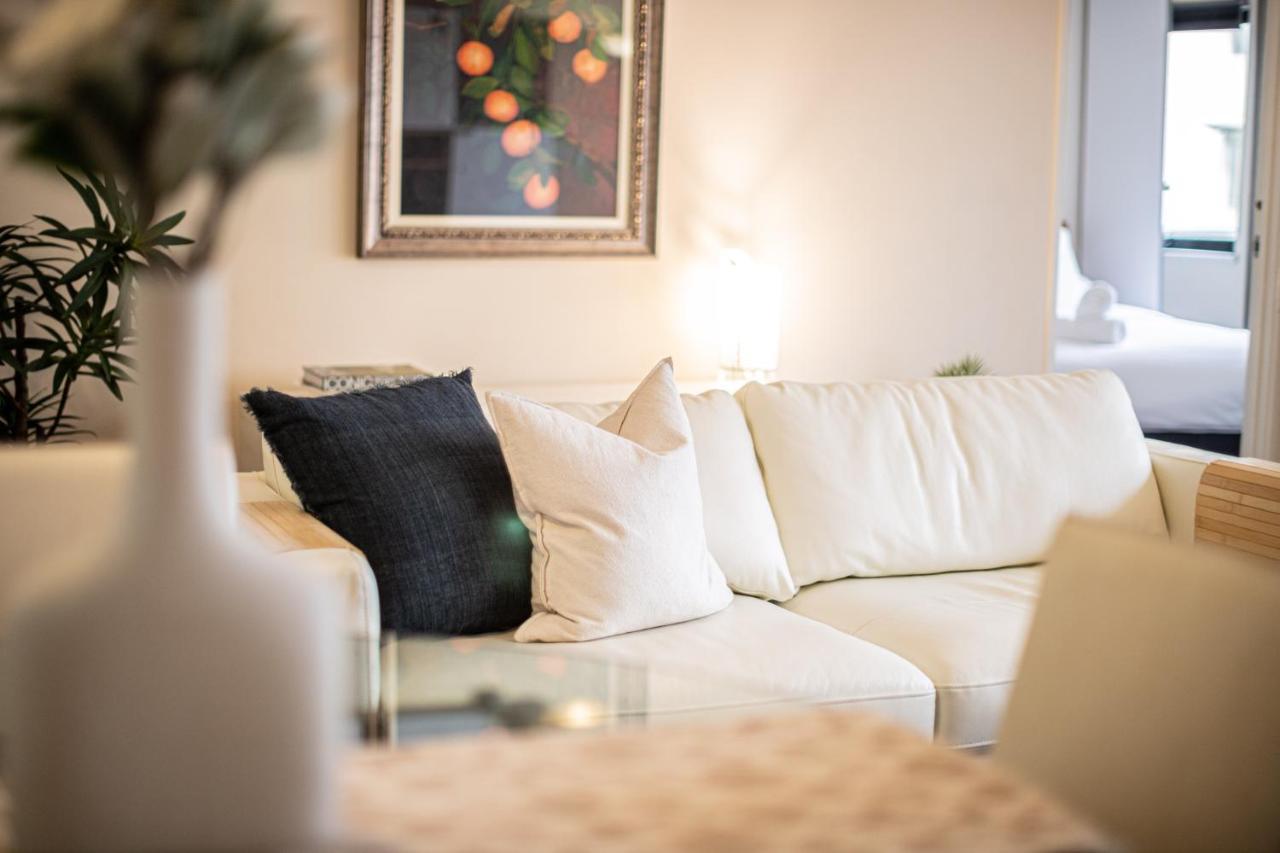 Executive 2br On Mounts Bay Road Apartment Perth