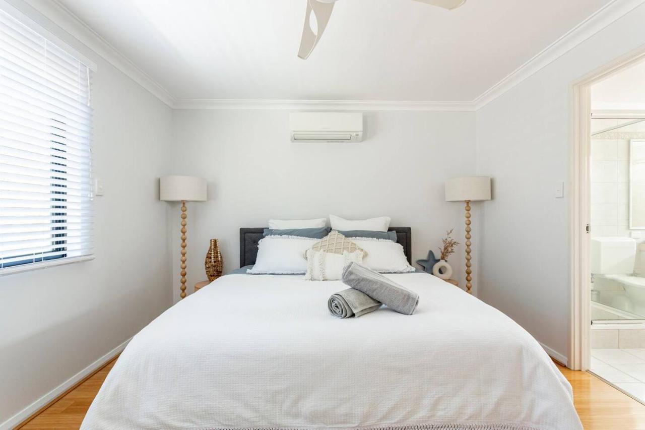 The Scarborough House - Walk To The Beach! Apartment *