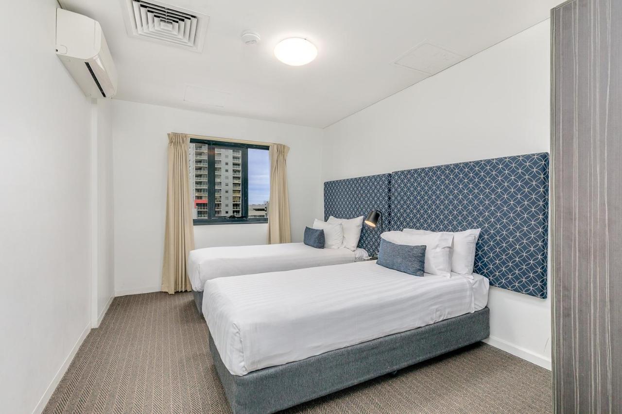 Aparthotel Suites *