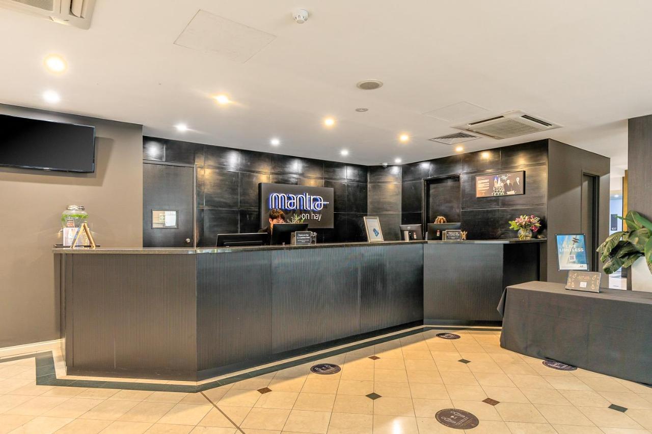 Suites Aparthotel *