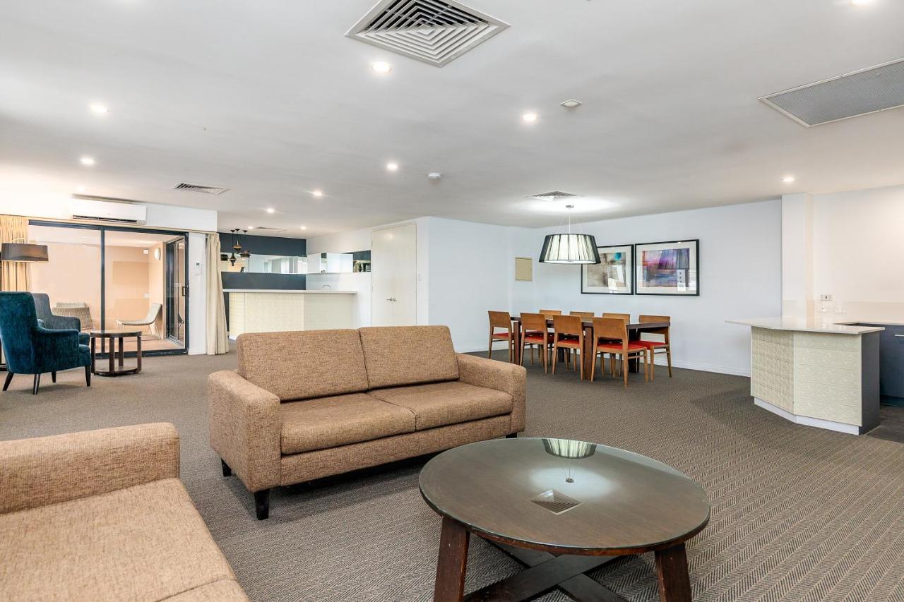 Suites Aparthotel