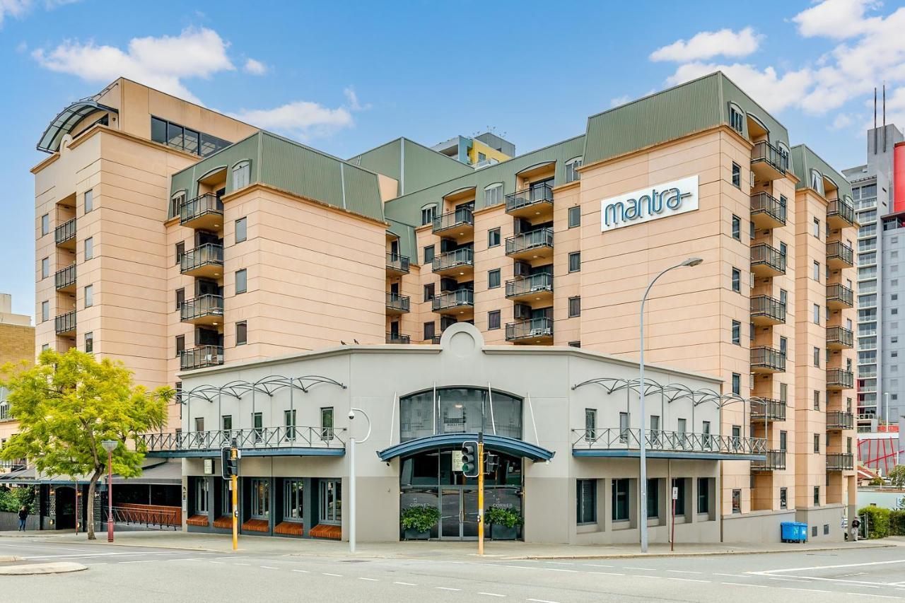 Aparthotel Suites *