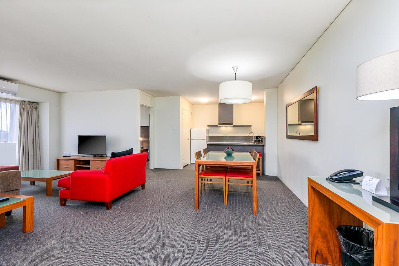 Suites Aparthotel