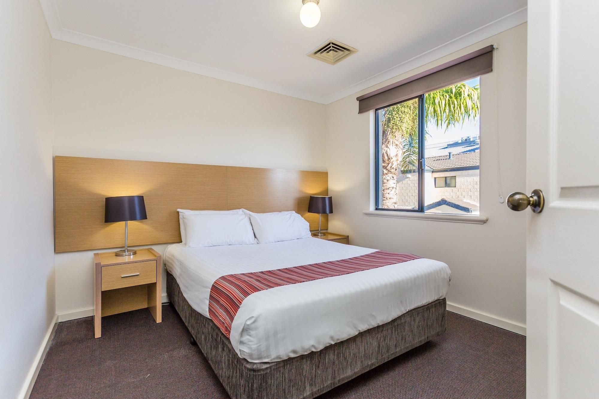 Country Comfort 4* Perth