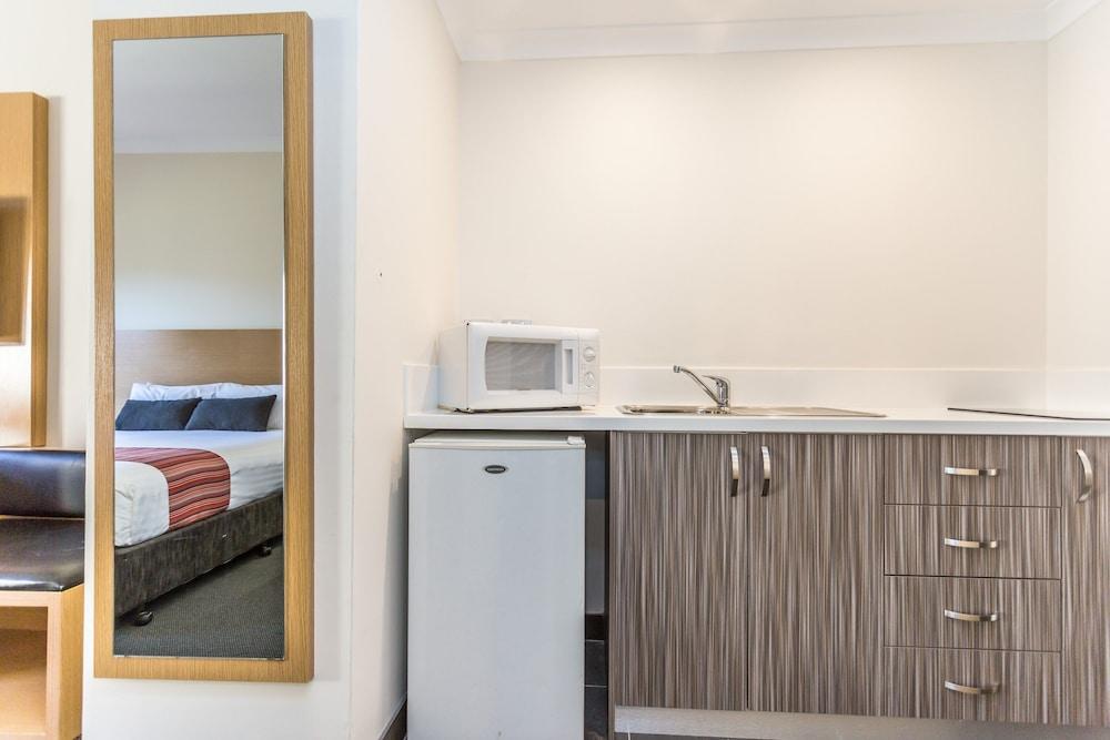 Aparthotel Country Comfort 4*