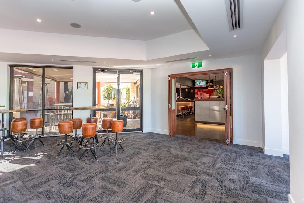 Country Comfort 4* Perth