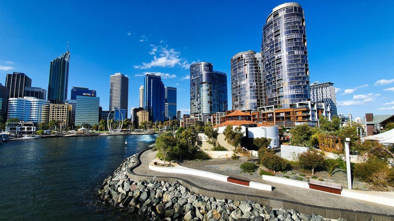 47 Breathtaking Riverviews 2brpark Apartment Perth