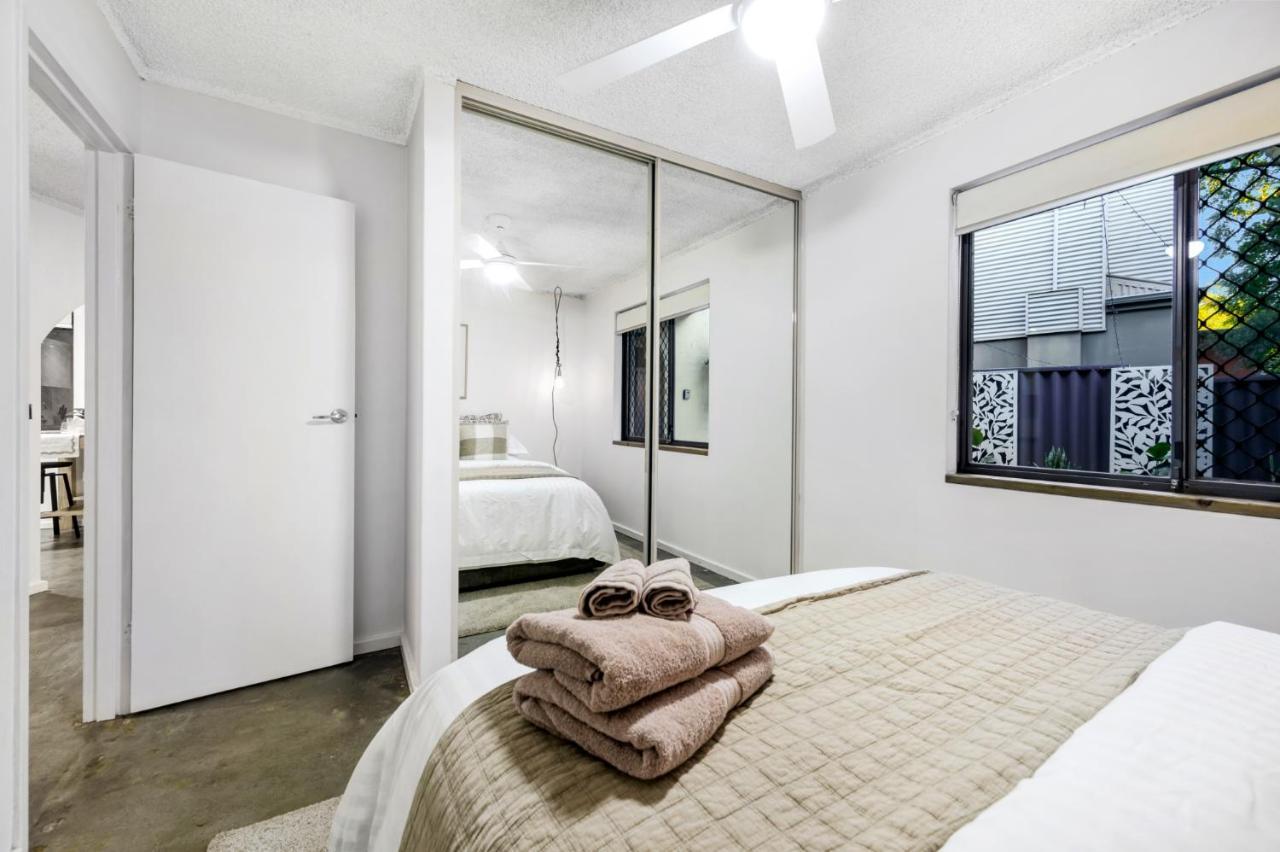 Cent29 - Riverside Retreat *