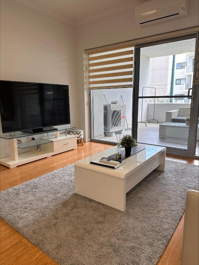 2 On Trend Near Crown 1br Apartment *