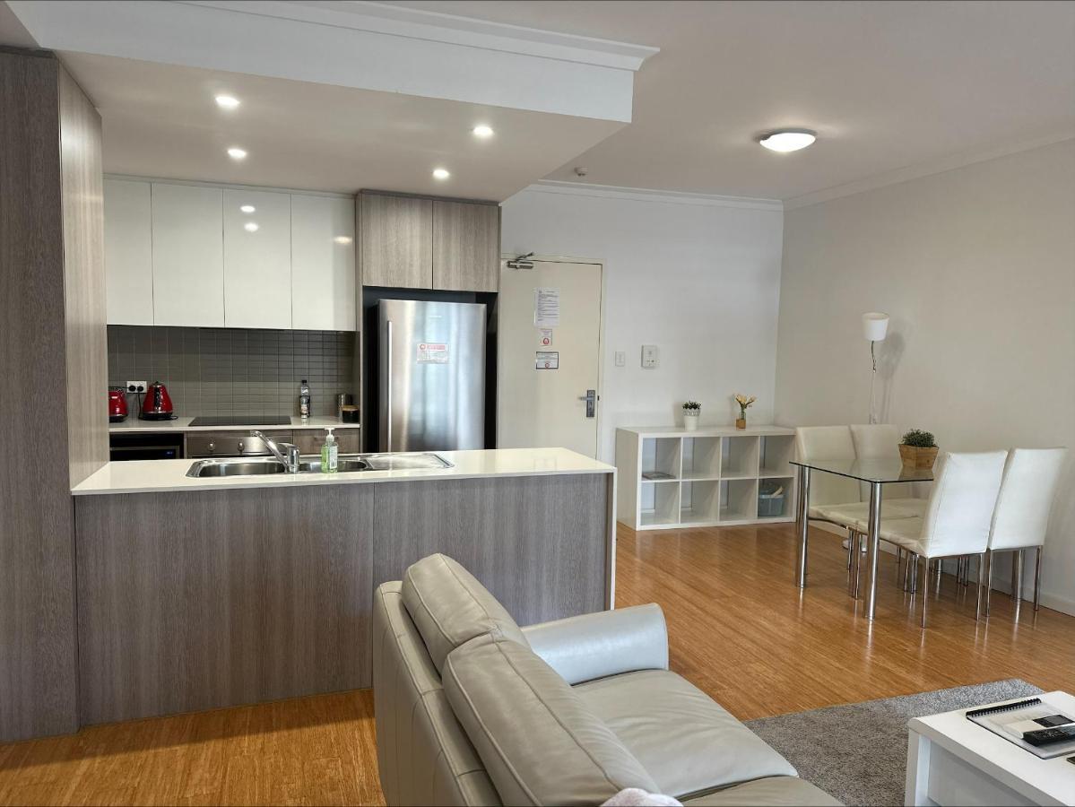 2 On Trend Near Crown 1br