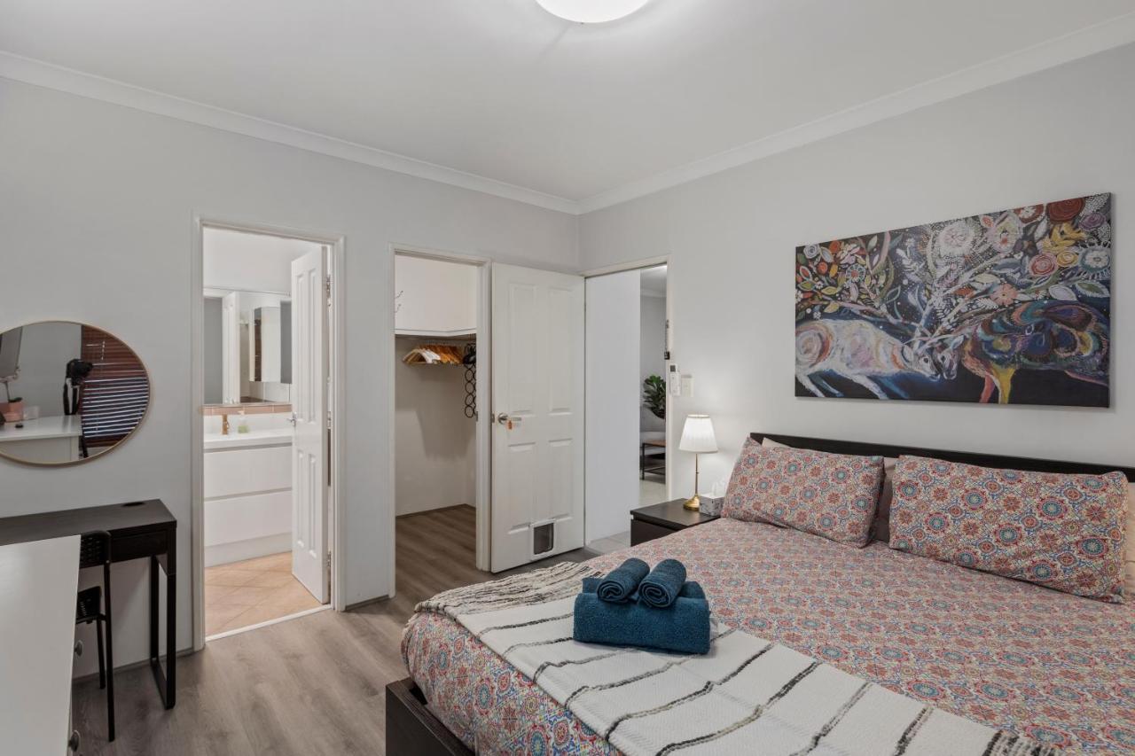 13 Family In Morley Sleeps 8 Comfortably * Perth
