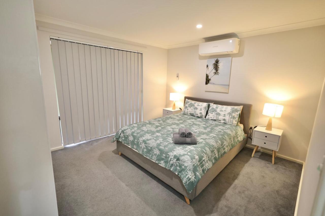 26 Simple Family Mirrabooka Sleeps 5 Holiday home *