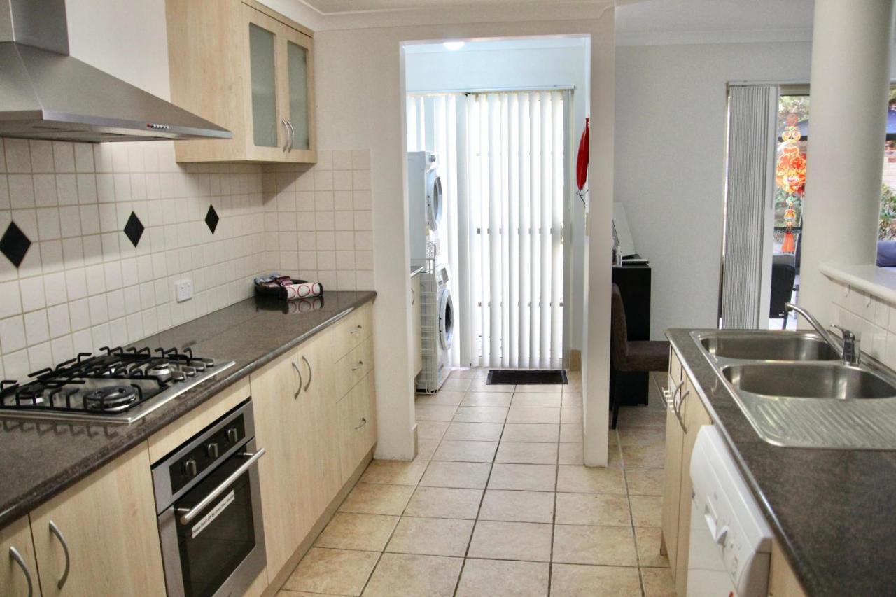 Holiday home 63 Perfect Family Joondalup Sleeps 5 Perth