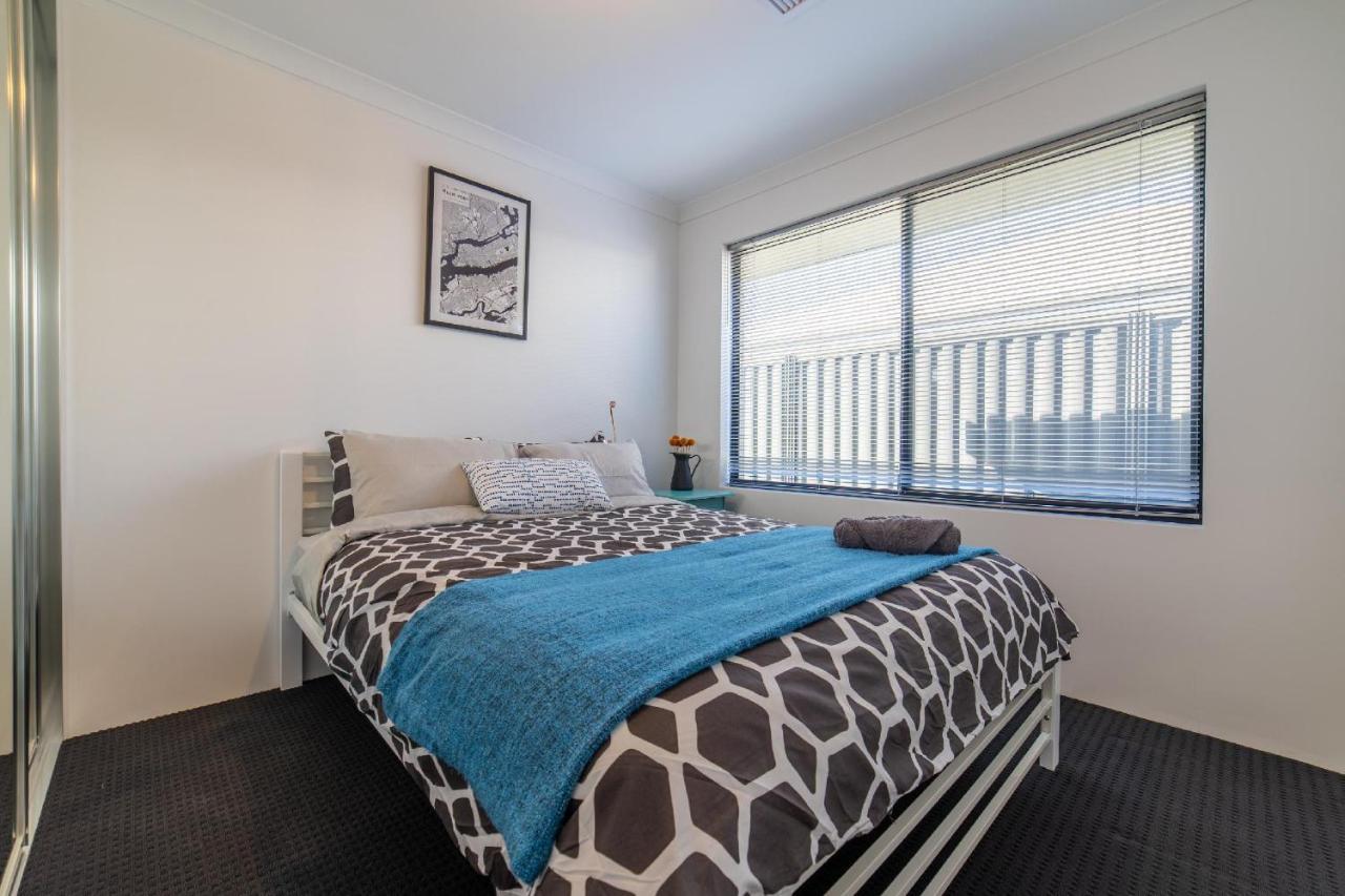 Treeby's Finest Family 4bdr 2bth Perth