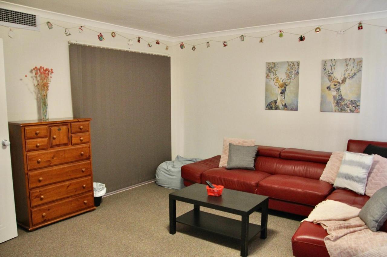 63 Perfect Family Joondalup Sleeps 5 Holiday home *