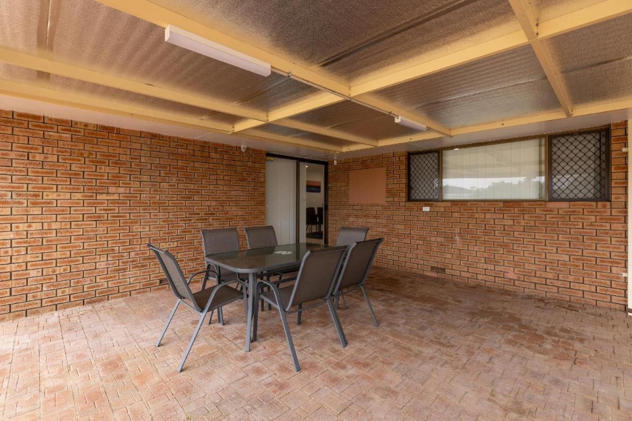Holiday home 5 Swan Valley Special 3br 15 Bth Perth