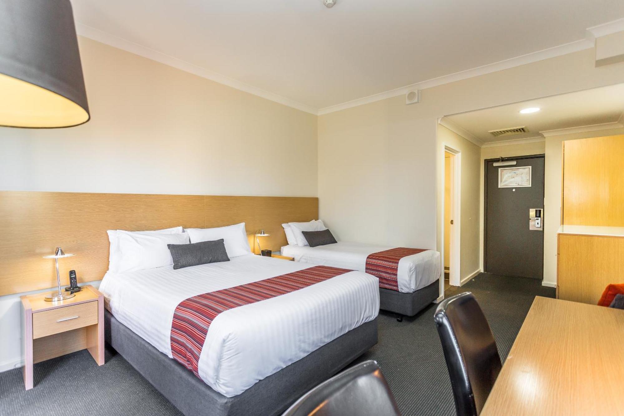Country Comfort 4* Perth