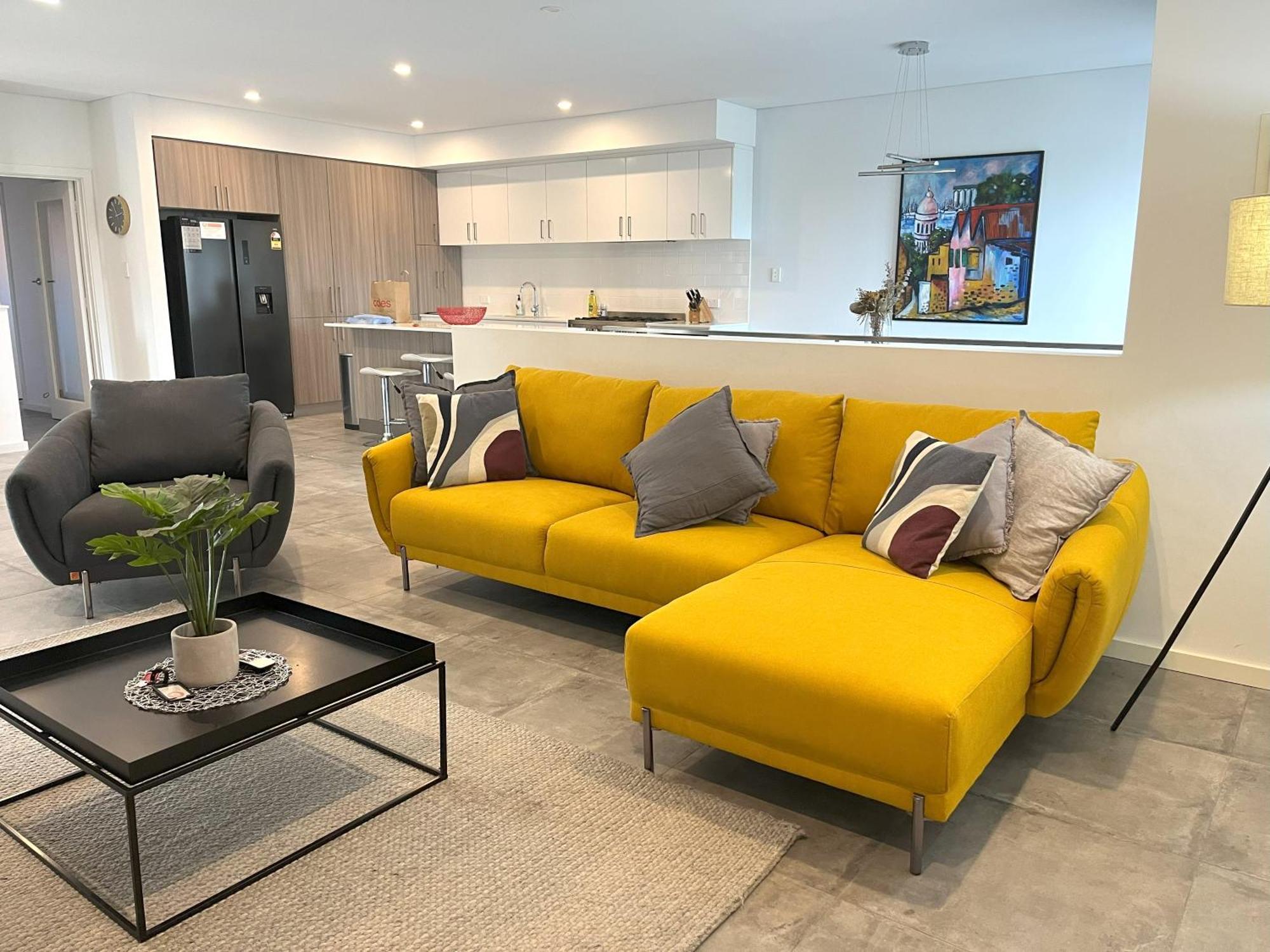 Holiday home 2 Chic Stylish Modern Family On Charles Perth