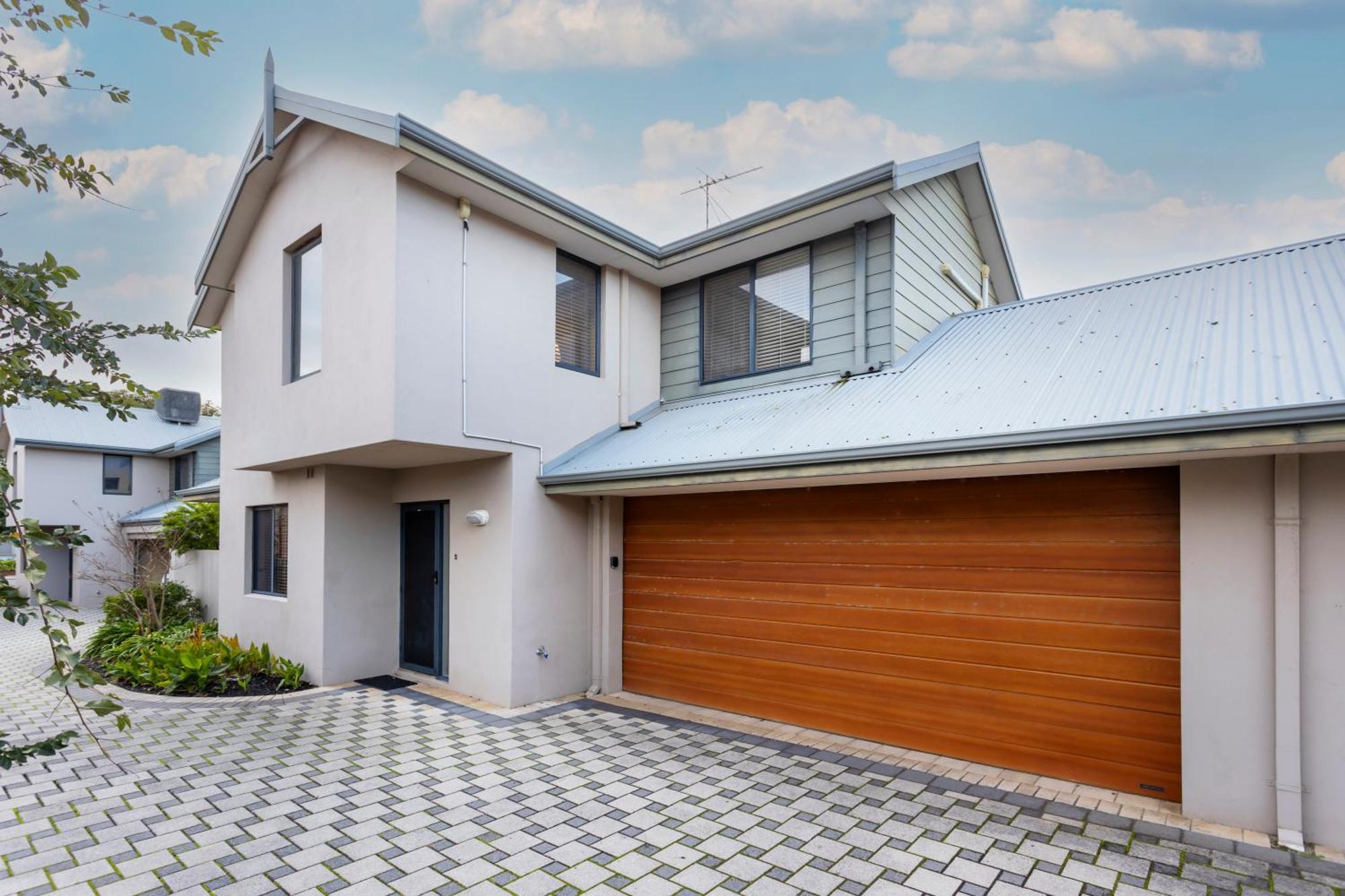 Villa Coode Street Townhouse - Executive Escapes