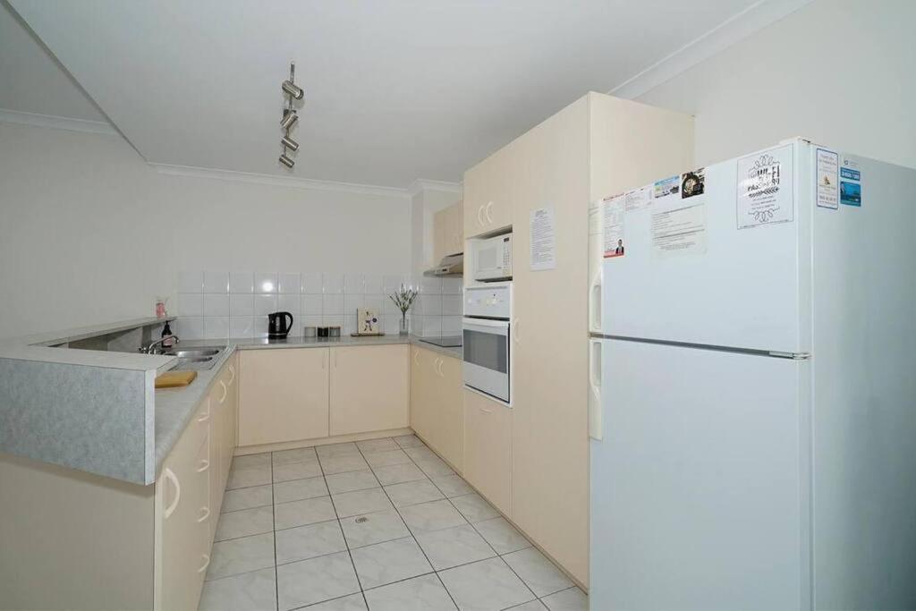 28 Northbridge Nest - 2br - Sleeps 4 - Superhog Verification Required