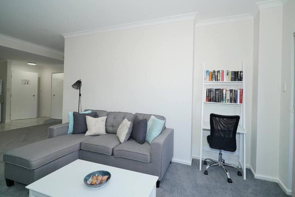 28 Northbridge Nest - 2br - Sleeps 4 - Superhog Verification Required Apartment
