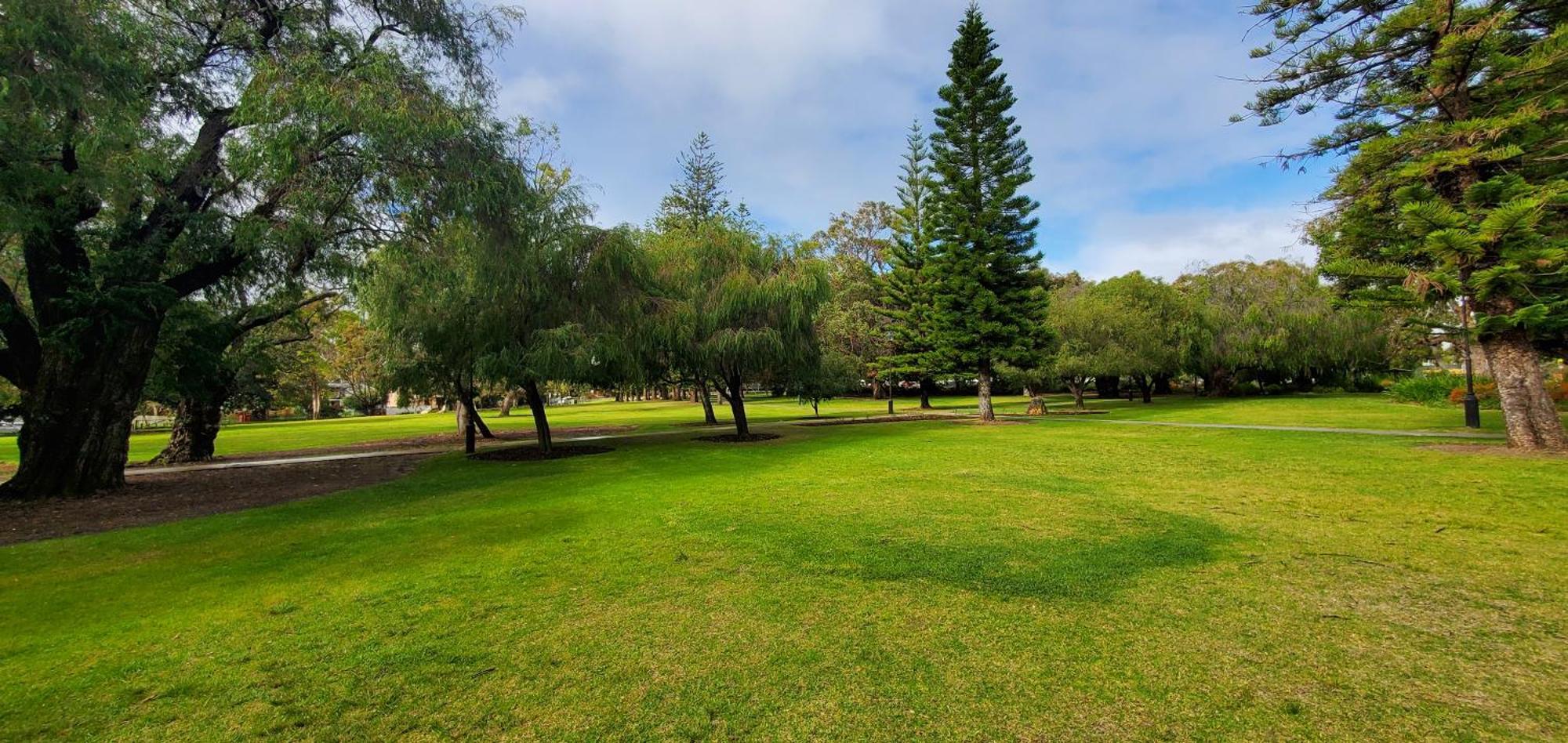 Aparthotel Quaint & Tranquil Subiaco 1 Bedroom Perth