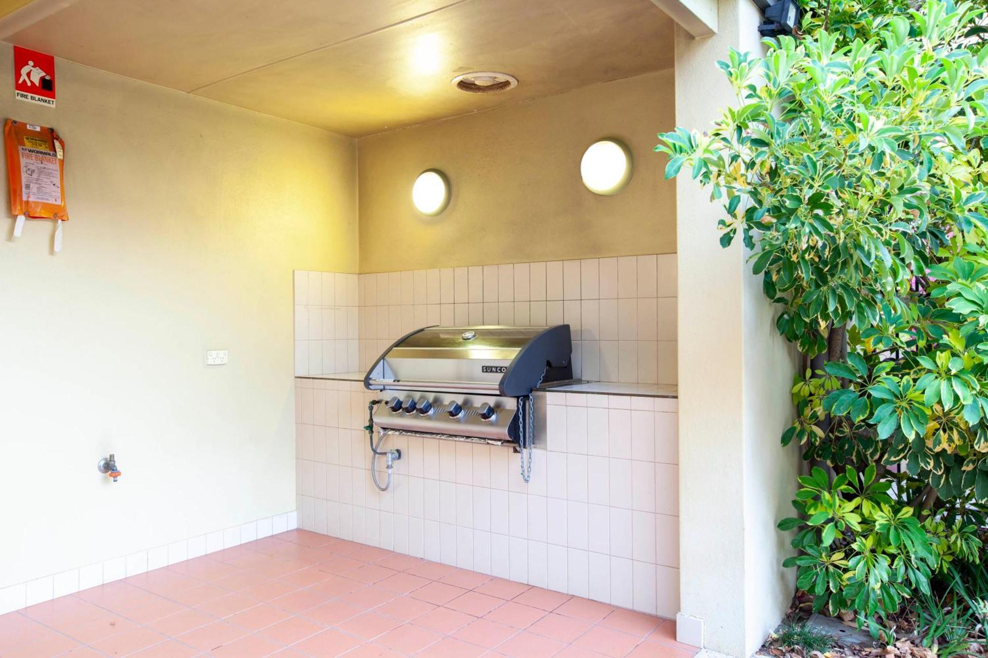 Apartment 3bdr 2bth 1prk - Northbridge Townhouse
