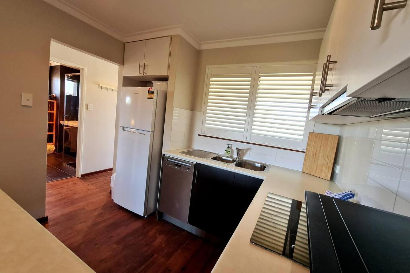 Apartment Summer Breeze - Holiday Or Business Apartment Perth