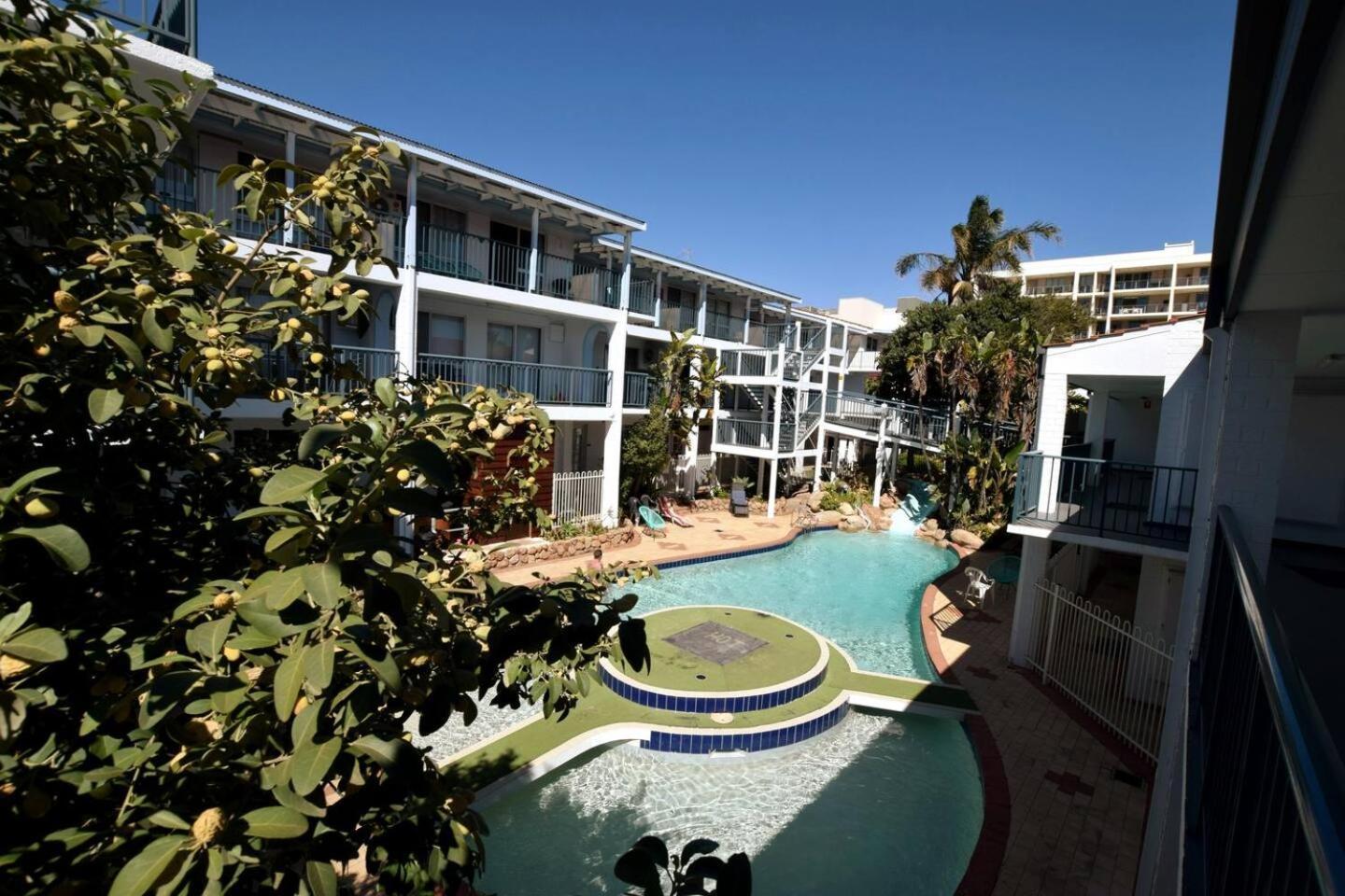 Apartment West Lagoon 213 - Corner Unit!