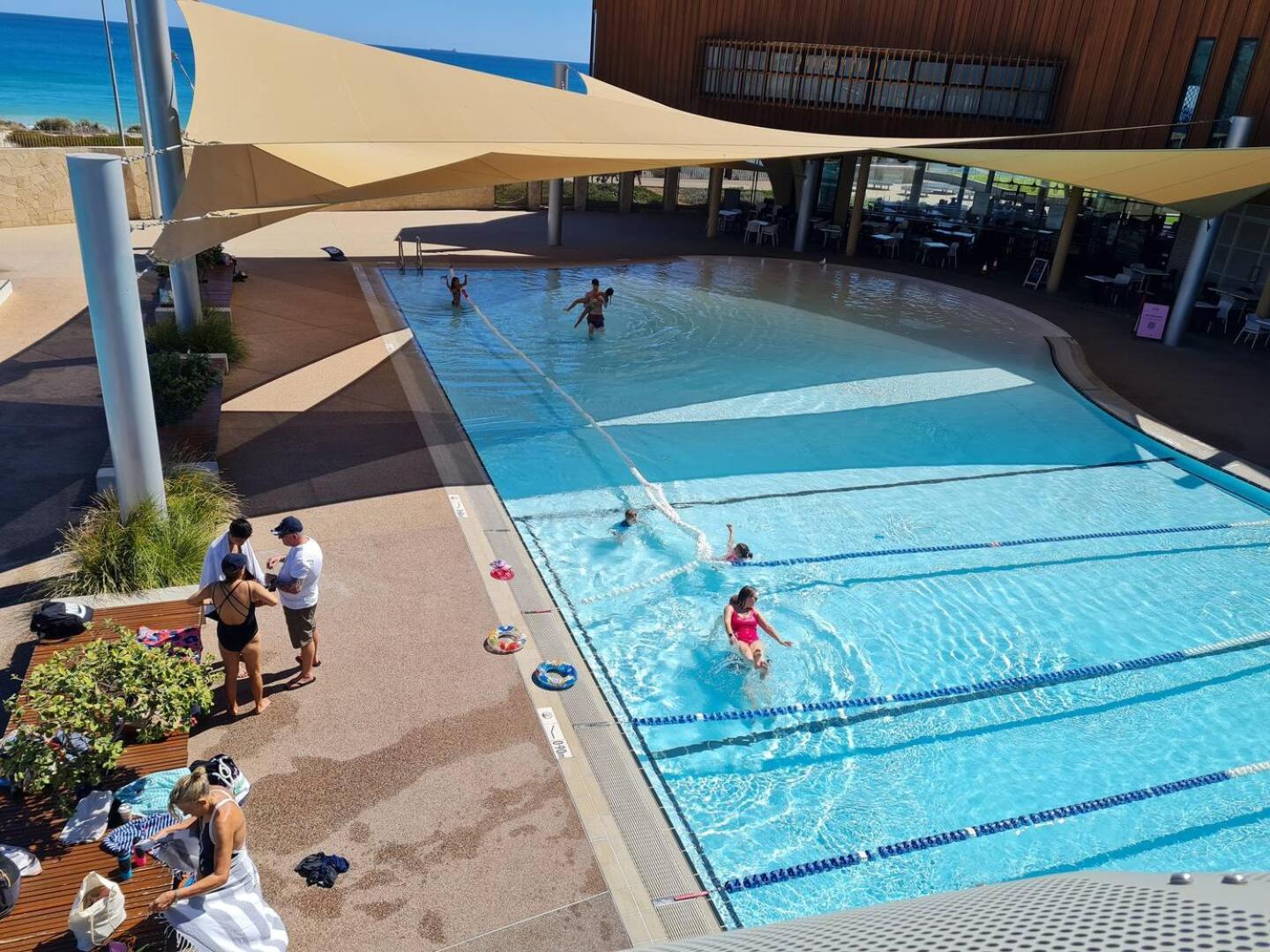 Apartment West Lagoon 107 - Great Value Perth