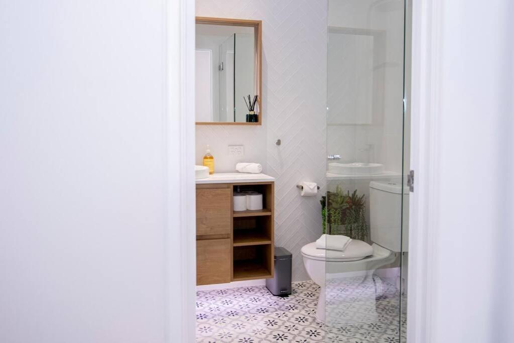 Holiday home Stunning Northbridge Townhouse W Off St Parking