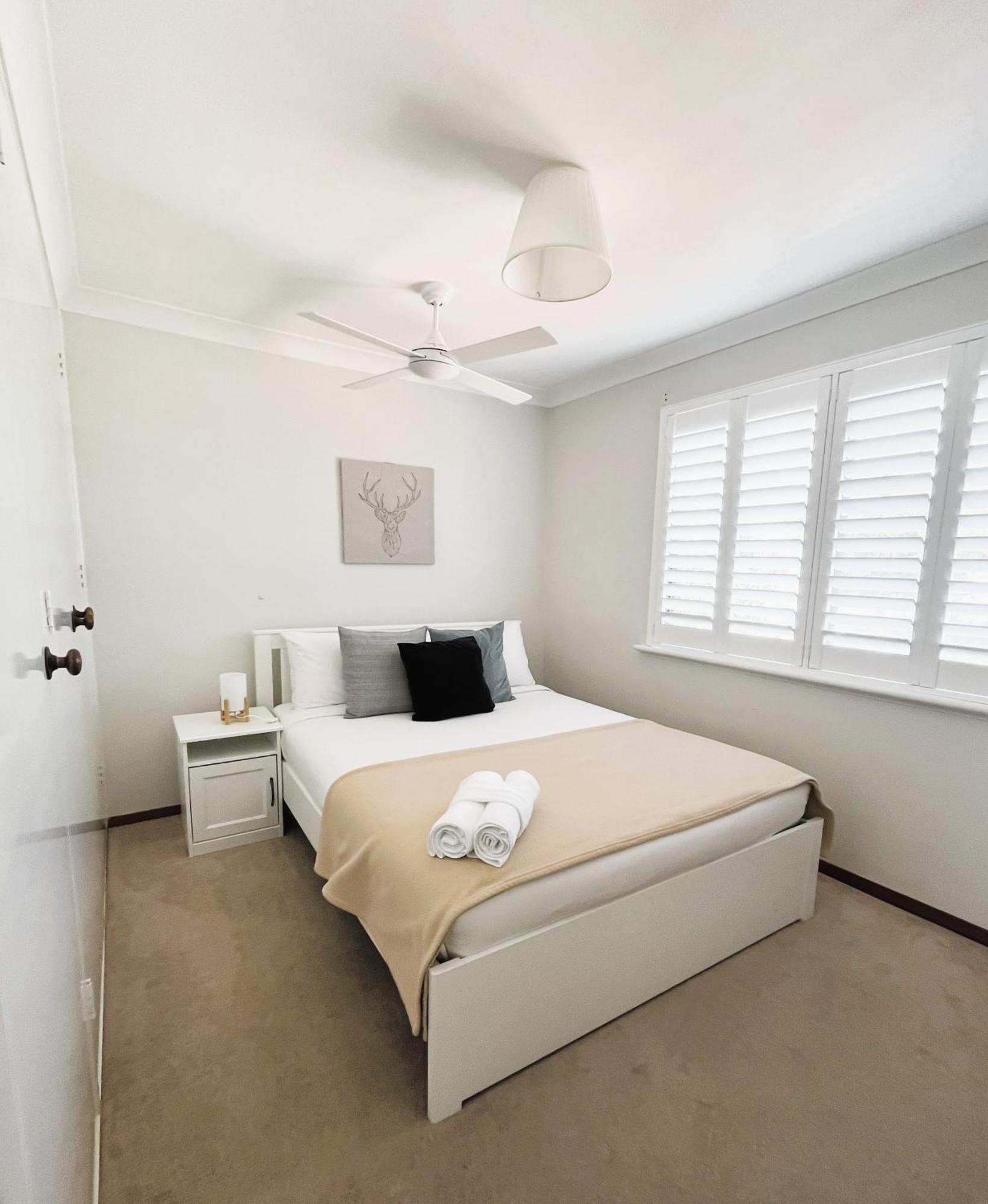 Holiday home 6 Tranquil Leafygreen Scarbbeach Townhse Perth
