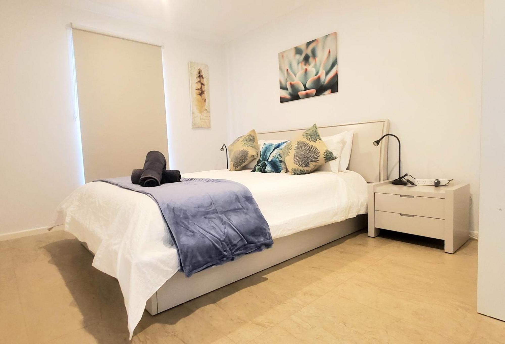 Apartment Coastal Salty Kiss Sleeps 4! Perth