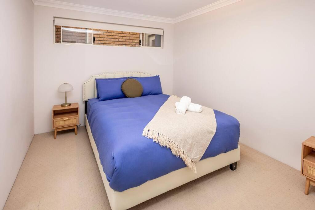 Holiday home Metropolitan Charm - Townhouse Near Cbd *