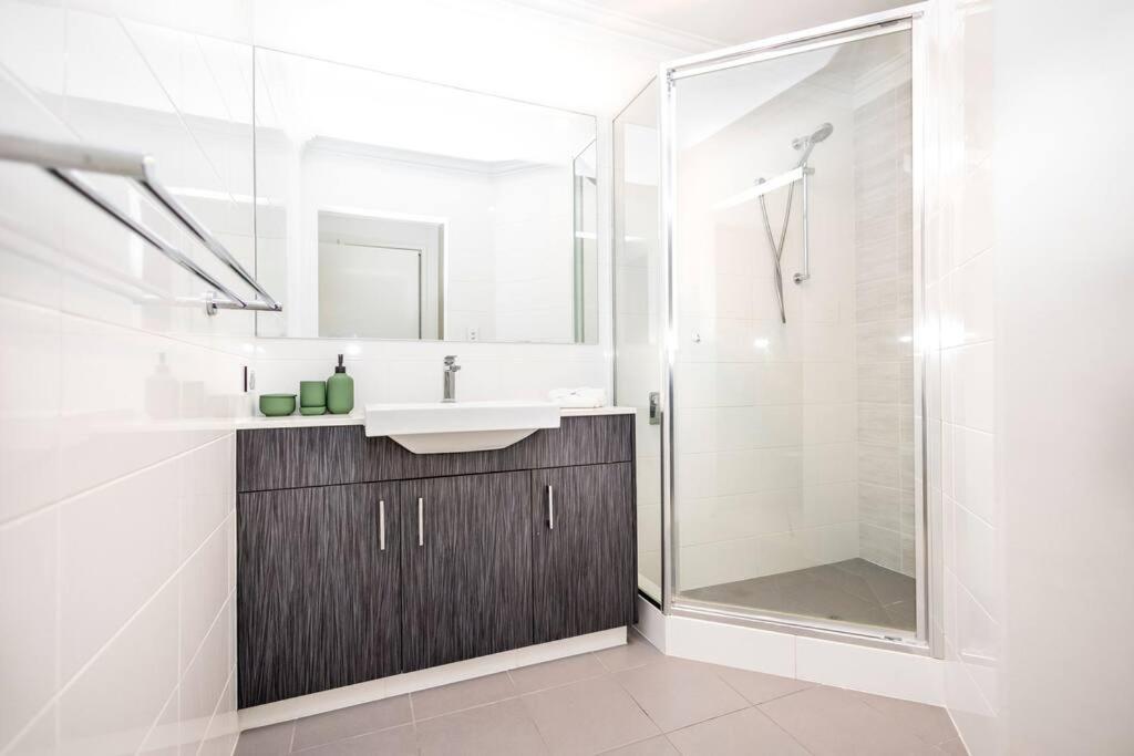 Holiday home Metropolitan Charm - Townhouse Near Cbd