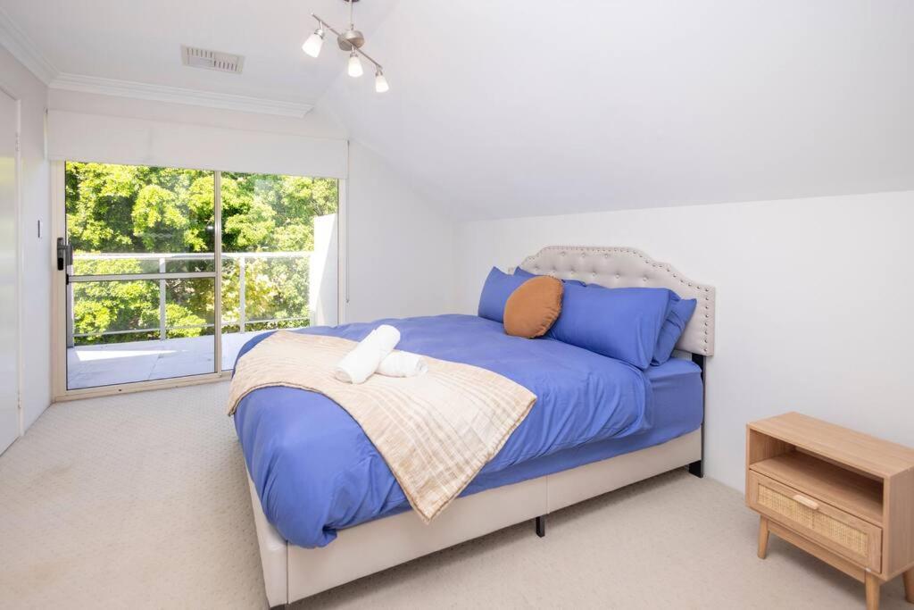 Holiday home Metropolitan Charm - Townhouse Near Cbd *