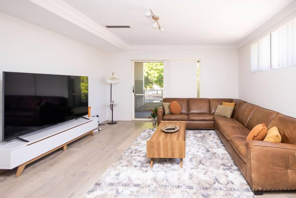 Metropolitan Charm - Townhouse Near Cbd * Perth