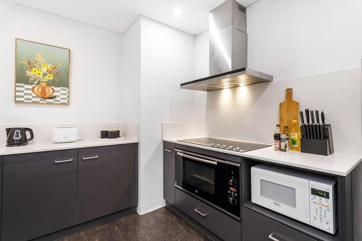 Large Luxe Penthouse Fully Equipped Cbd * Perth