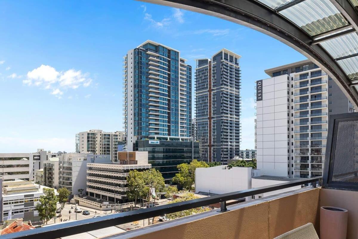 Large Luxe Penthouse Fully Equipped Cbd Apartment Perth