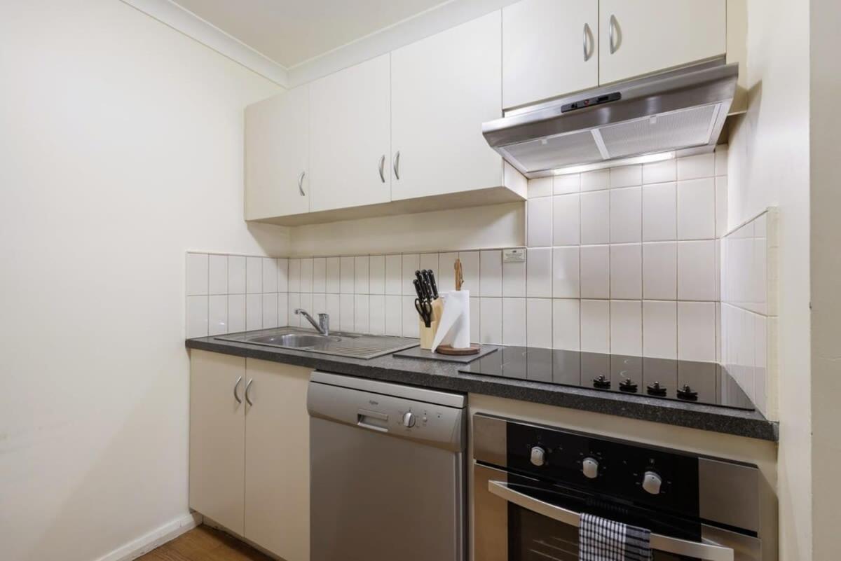 Comfortable In Northbridge Wtih Pool & Wifi Apartment *