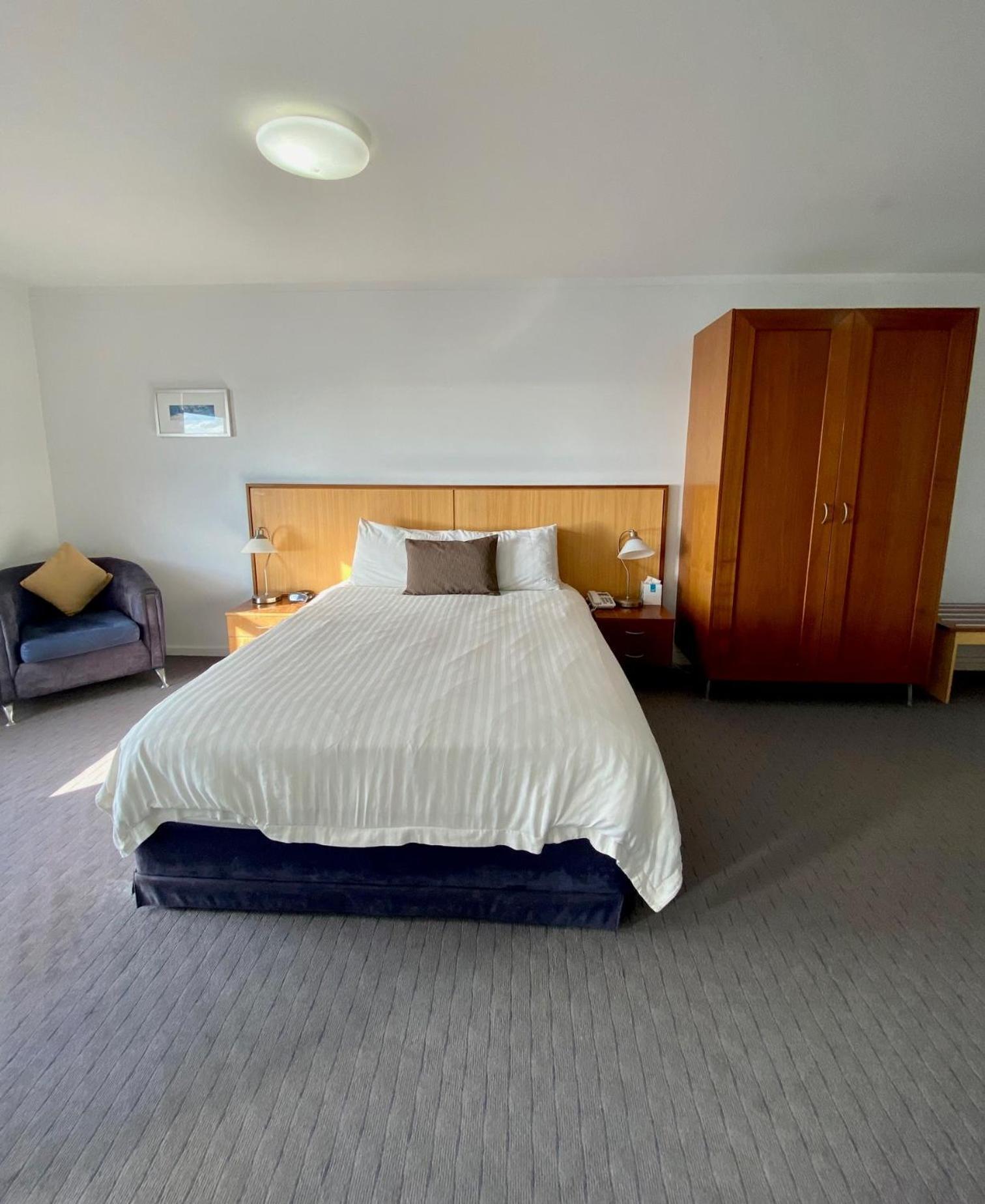 Ocean 4* Perth