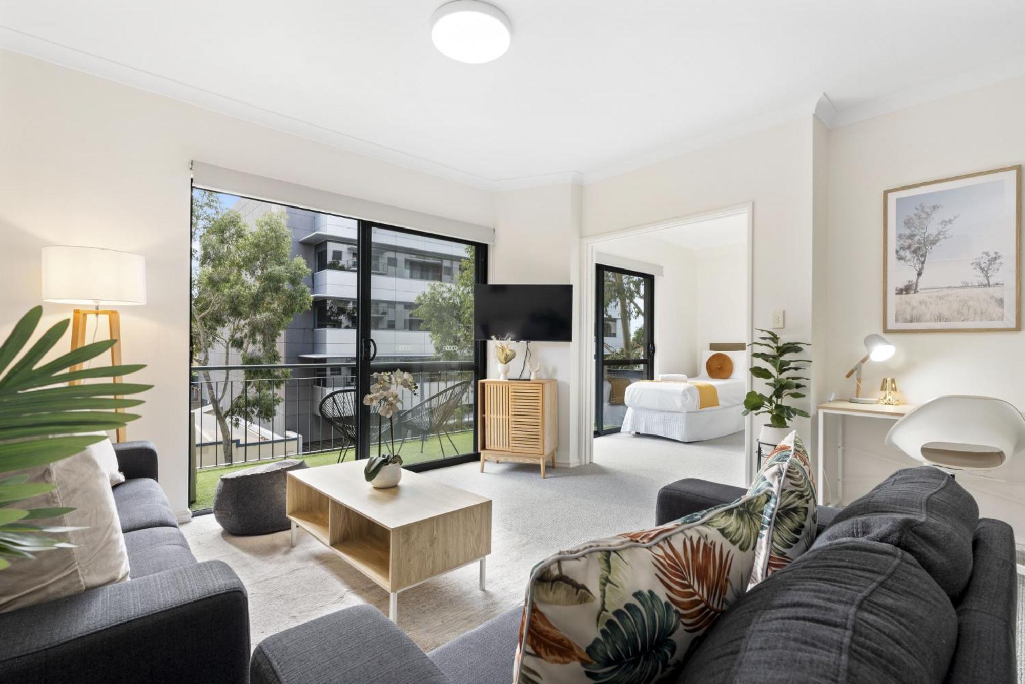 East Family Zen Apartment Perth