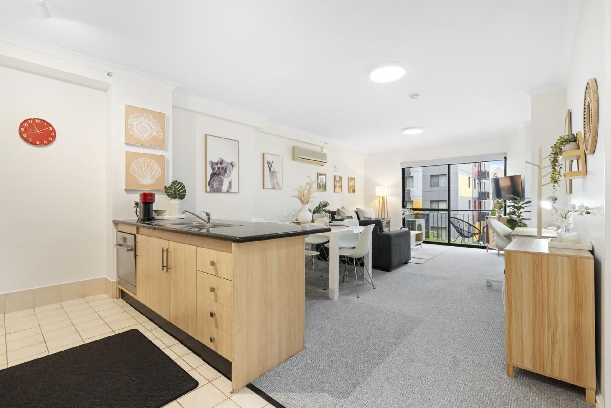 East Family Zen Apartment