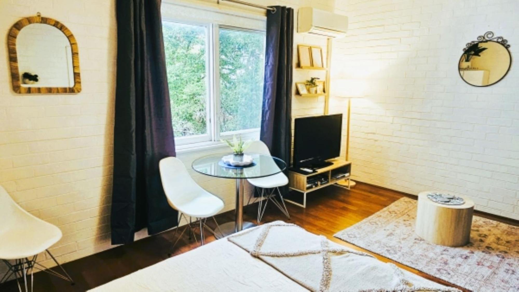 Cozy Corner M106 Near Kings Park Apartment
