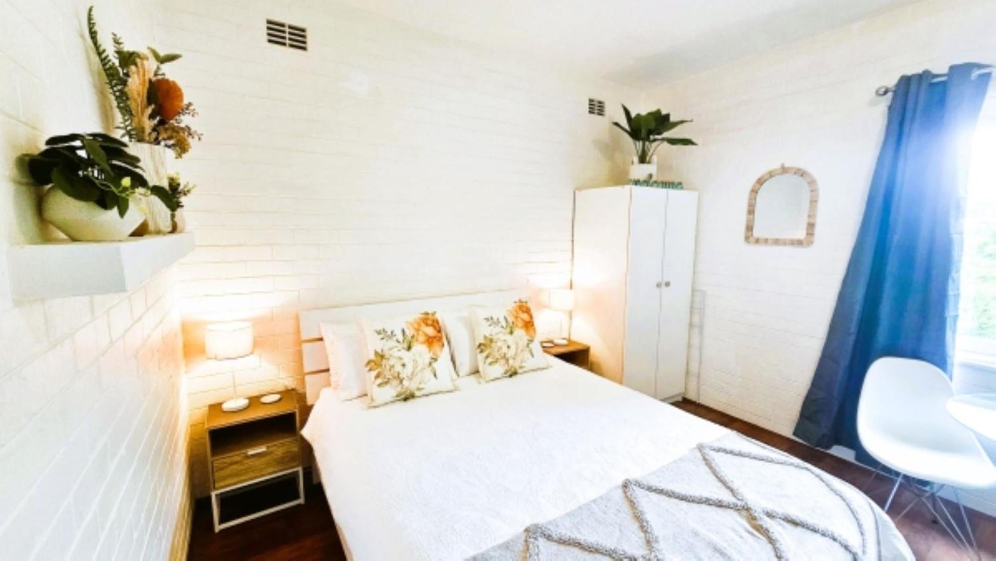 Cozy Corner M106 Near Kings Park Apartment *