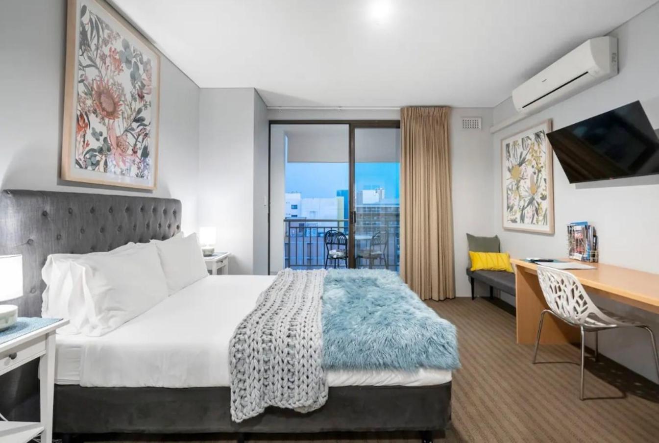 708 Enchanting Urbanoasis 1brbalconycbd *