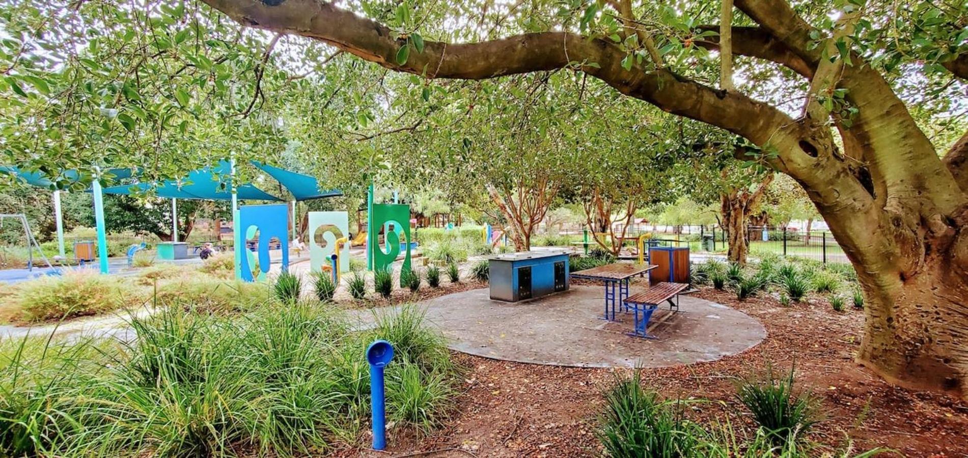 Subiaco Oasis 1 Bedroom Unit Perth