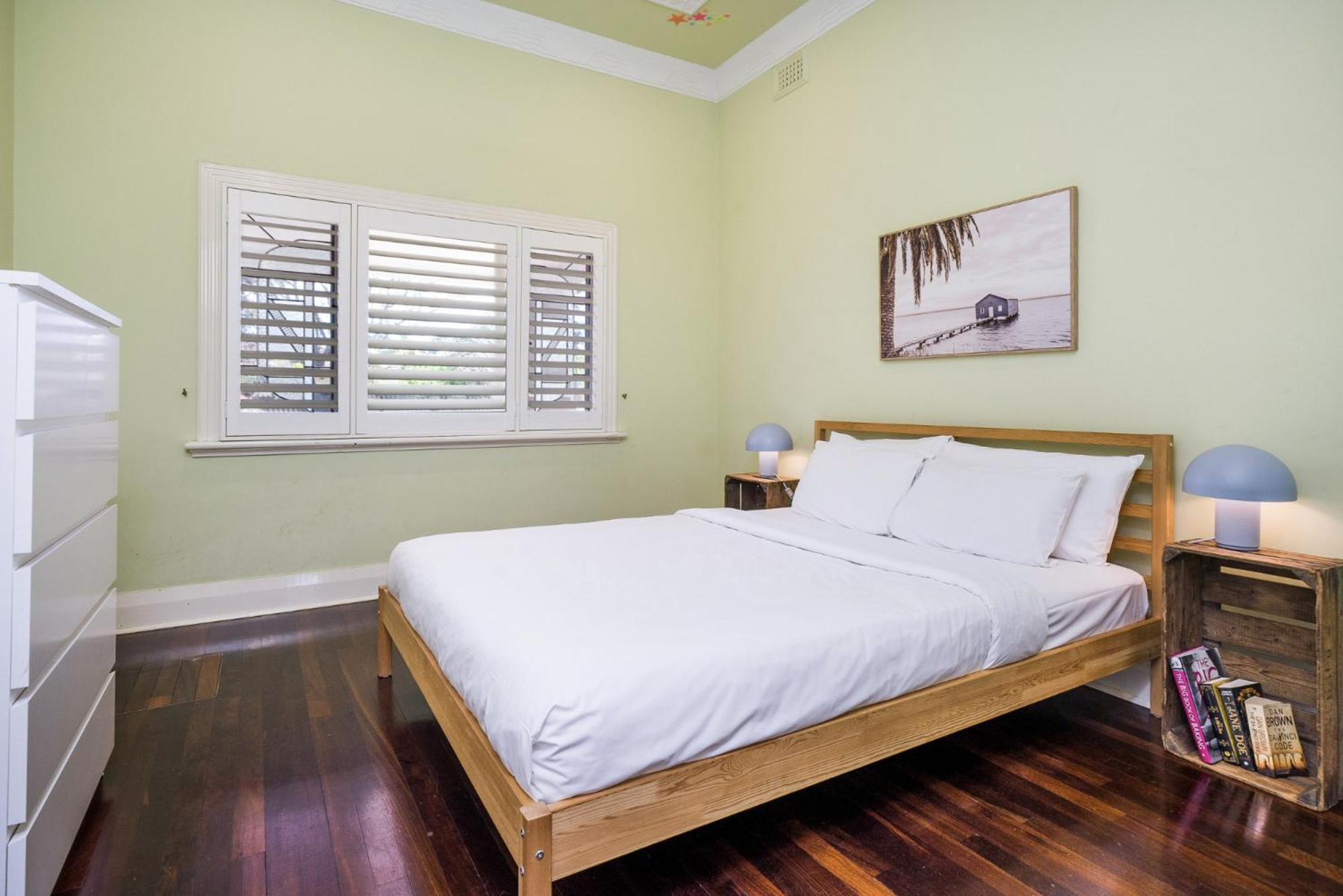 Incredible 3-bed Renovated With Huge Garden Perth